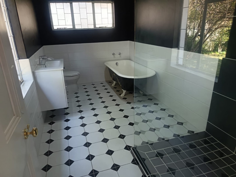 4 Bedroom Property for Sale in Memorial Road Area Northern Cape